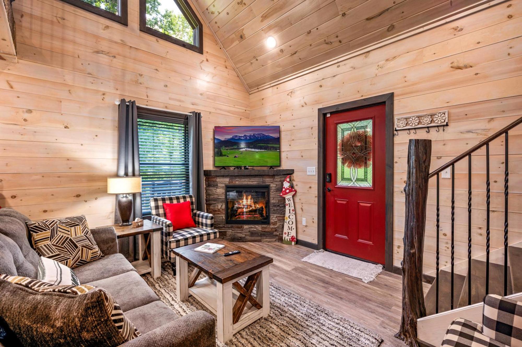 Lil Cabin In The Cove! Mtn Views, Theater, Hot Tub, Games, King Beds, Prime Location! Сивиървил Екстериор снимка
